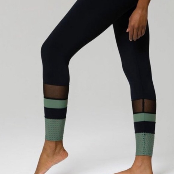 Onzie Flow Midi Racer 7/8 Legging - Picture 3 of 4